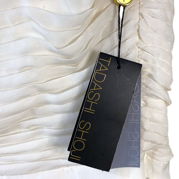 Tadashi Shoji One Shoulder Ivory Chiffon Gown / Wedding Dress Size 12 - Picture 8 of 10